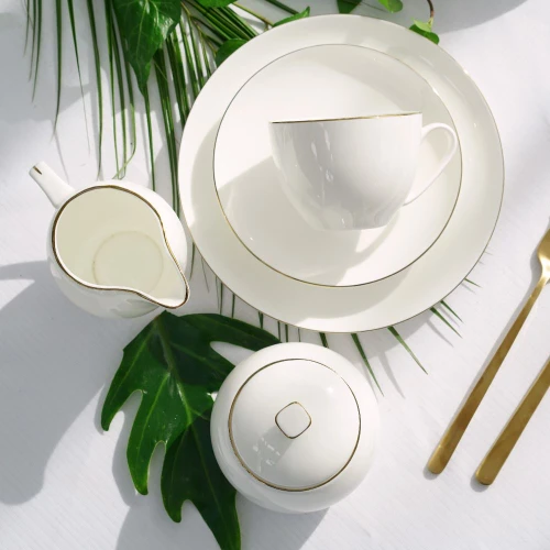 Porcelana Villa Italia - Boston Gold - Serwis herbaciany na 12 osób 