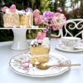 big_Talerzyk-porcelanowy-kwiatowy-wzor-MARGARET.webp